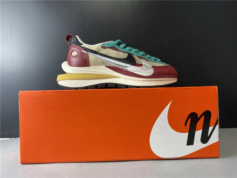 Sacai x Nike Pegasus VaporFly SP   CI9928 301