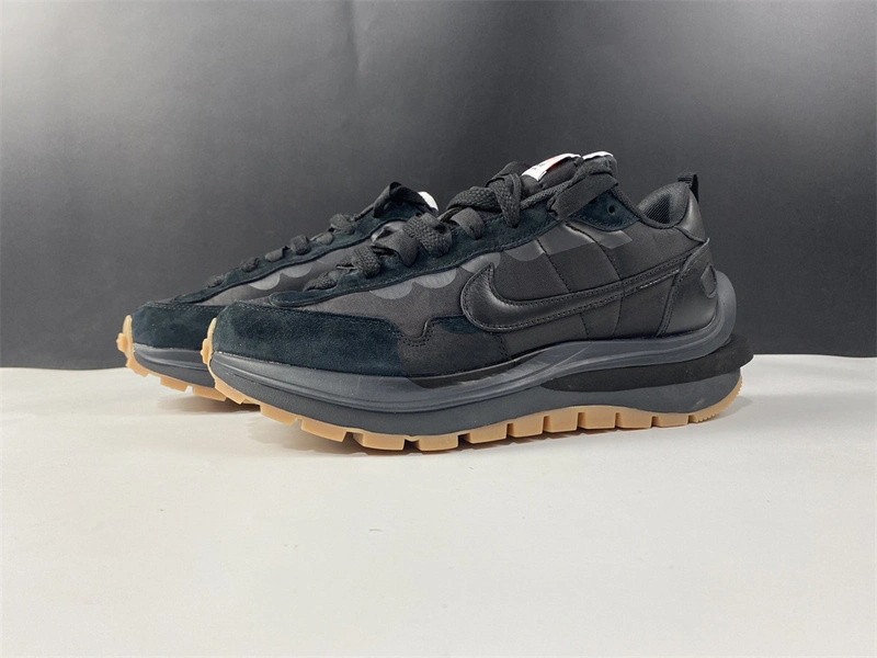 Sacai x Nike VaporWaffle   DD1875-001