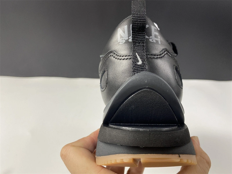 Sacai x Nike VaporWaffle   DD1875-001