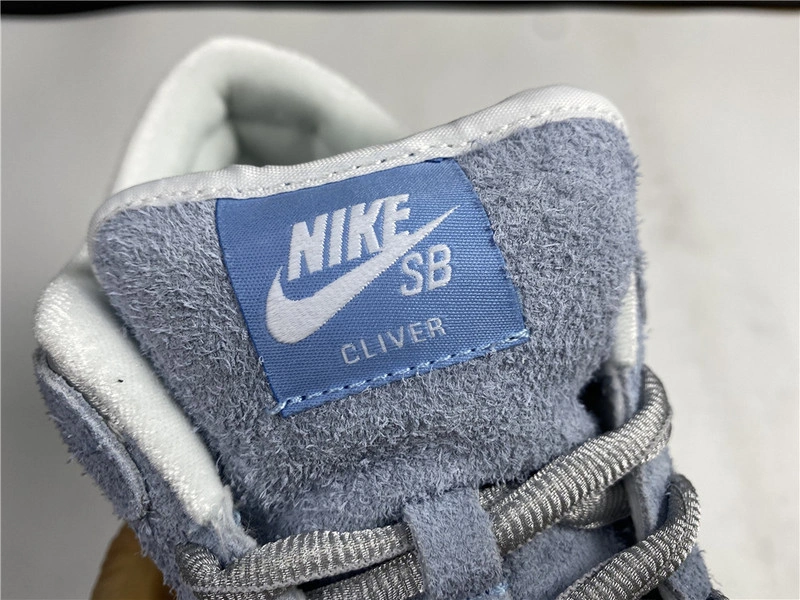 Sean Cliver x Dunk SB Low   DC9936-100
