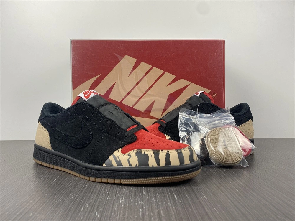 SoleFly x Air Jordan 1 Low DN3400-001
