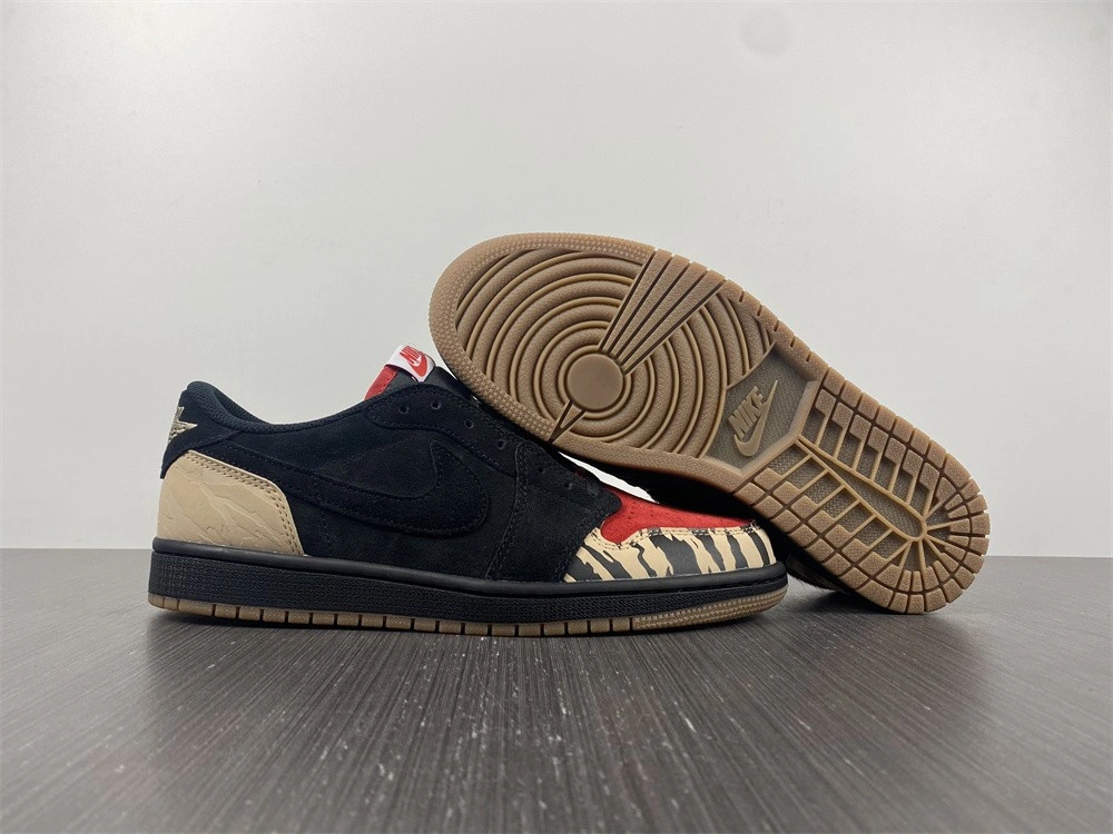 SoleFly x Air Jordan 1 Low DN3400-001