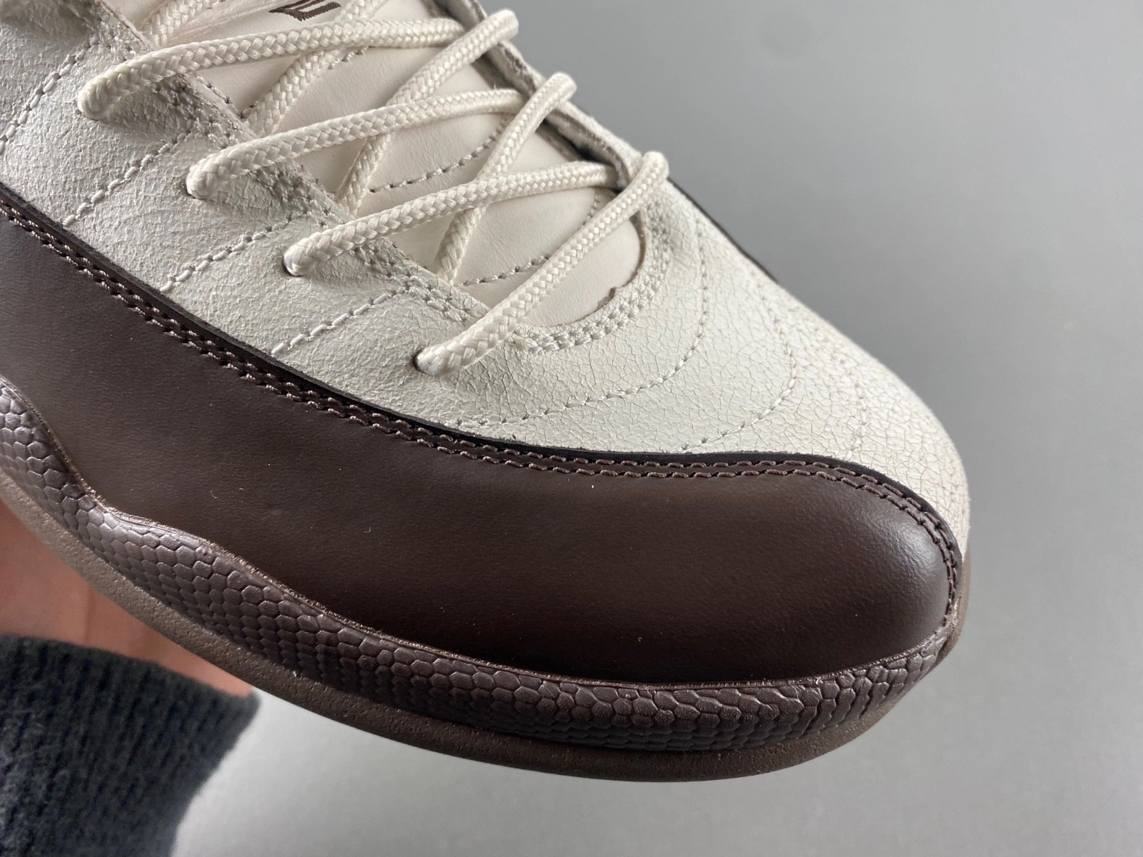 SoleFly x Air Jordan 12  FZ5026-100