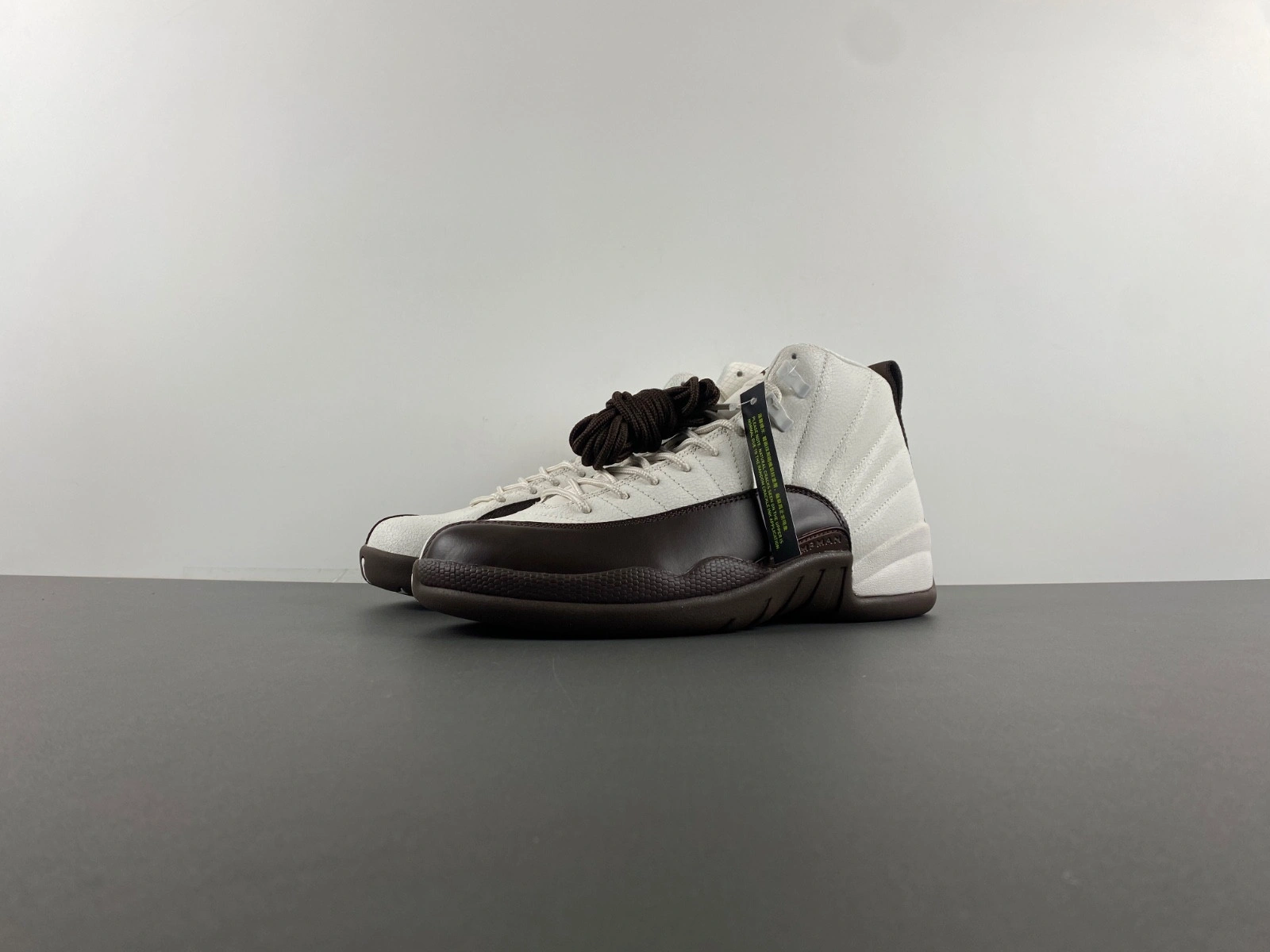 SoleFly x Air Jordan 12  FZ5026-100