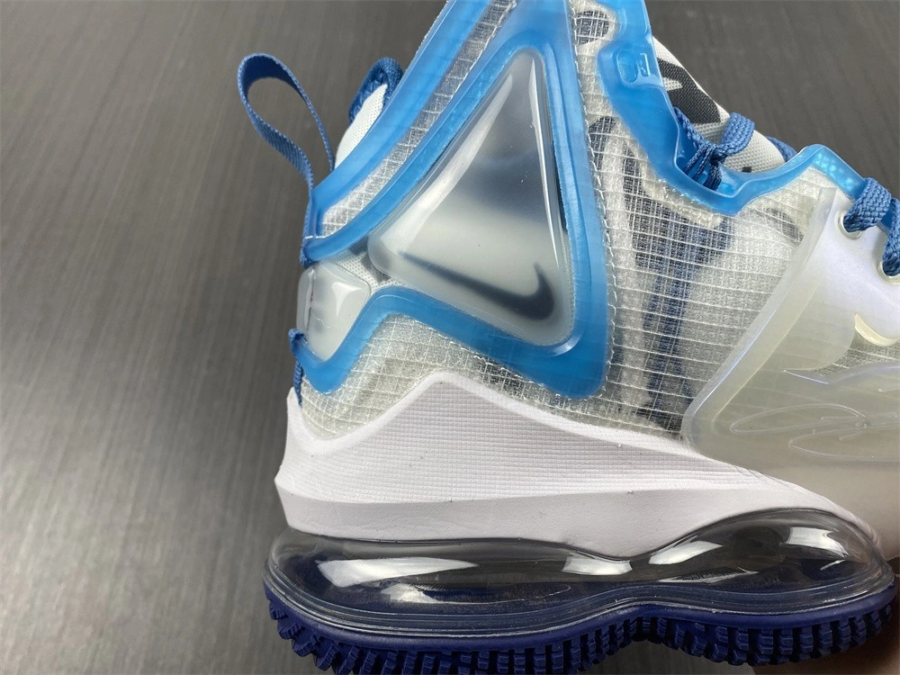 Space Jam X LeBron 19 EP 'Sweatsuit' - Nike - DC9342 100