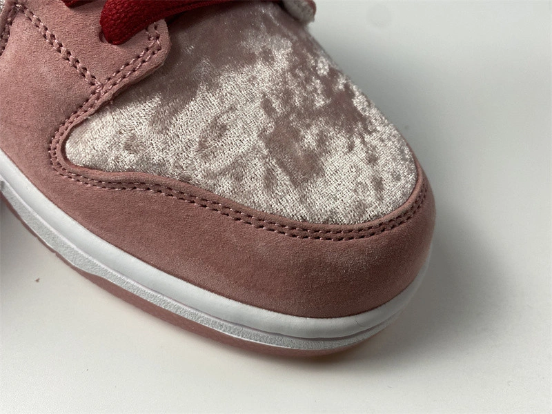 StrangeLove x Dunk Low SB 'Valentine's Day'  CT2552-800