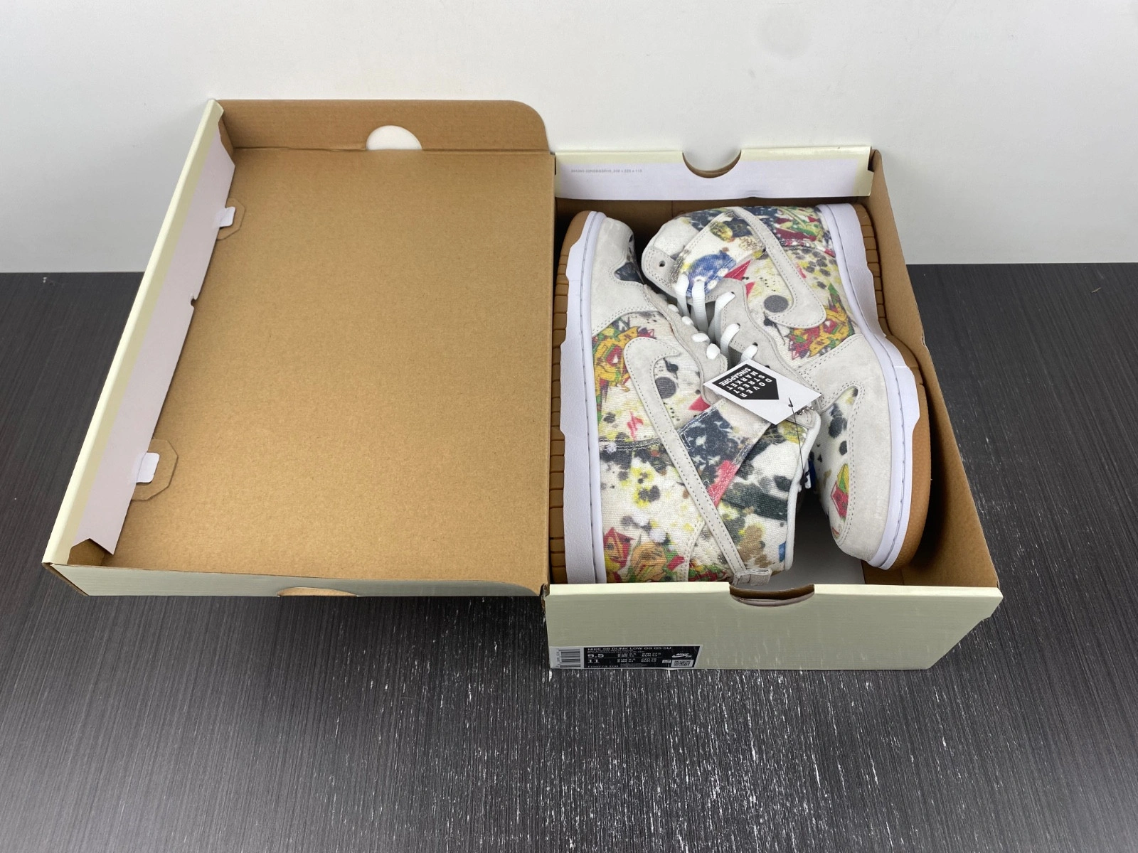 Supreme x Nike SB Dunk High Rammellzee FD8779-100