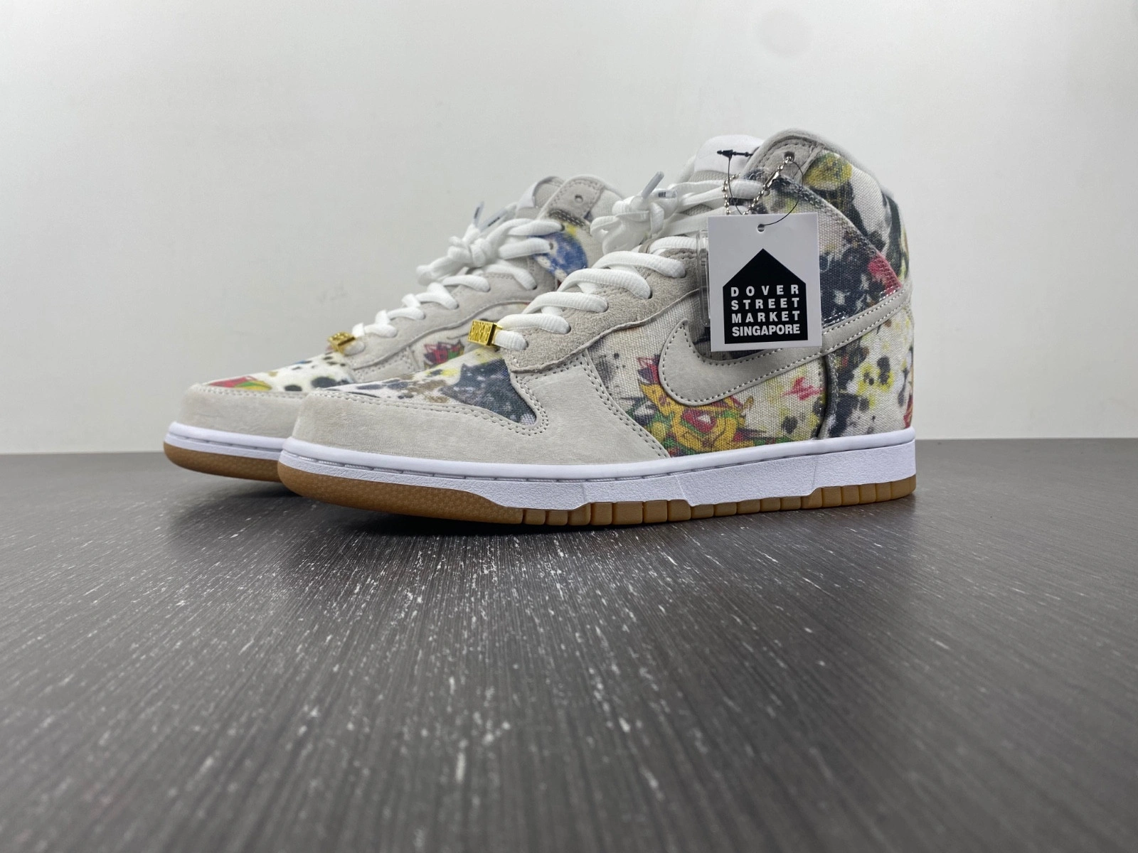Supreme x Nike SB Dunk High Rammellzee FD8779-100