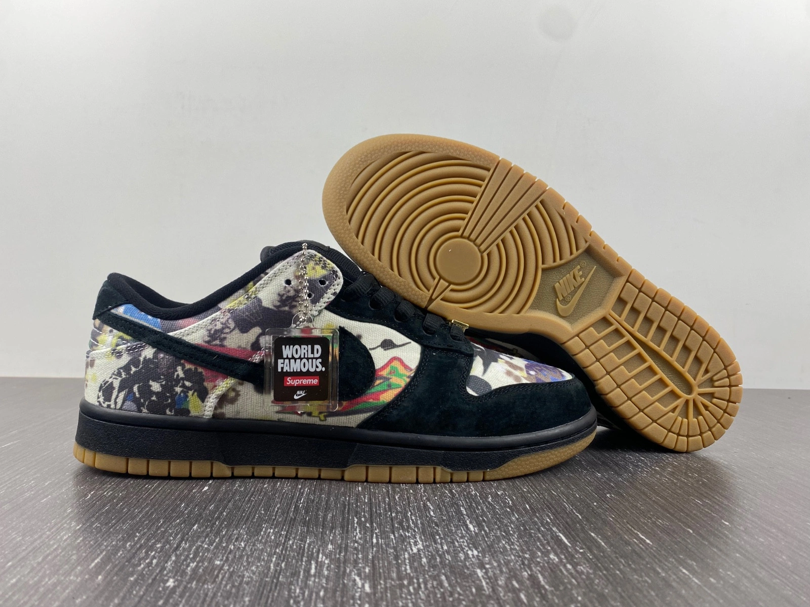 Supreme x Nike SB Dunk Low Rammellzee FD8778-001