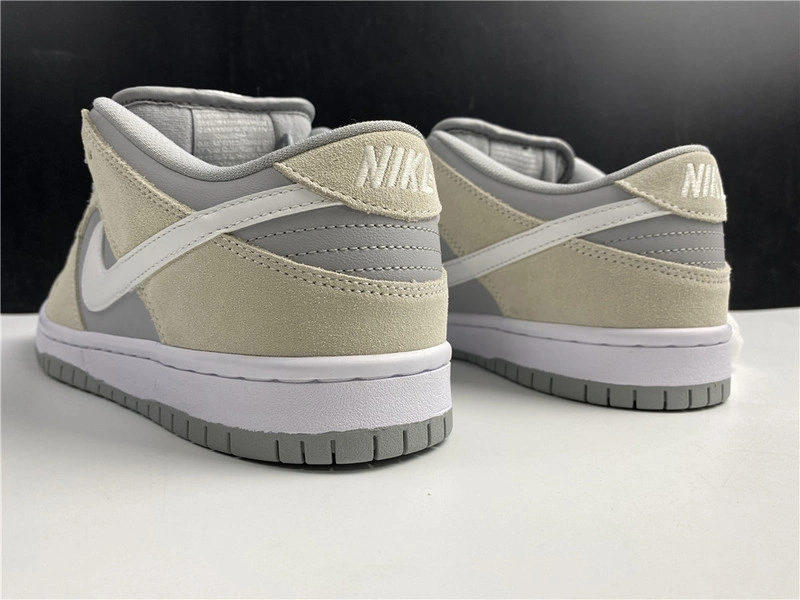 【TOM】Nike Dunk SB L TRD  AR0778-110