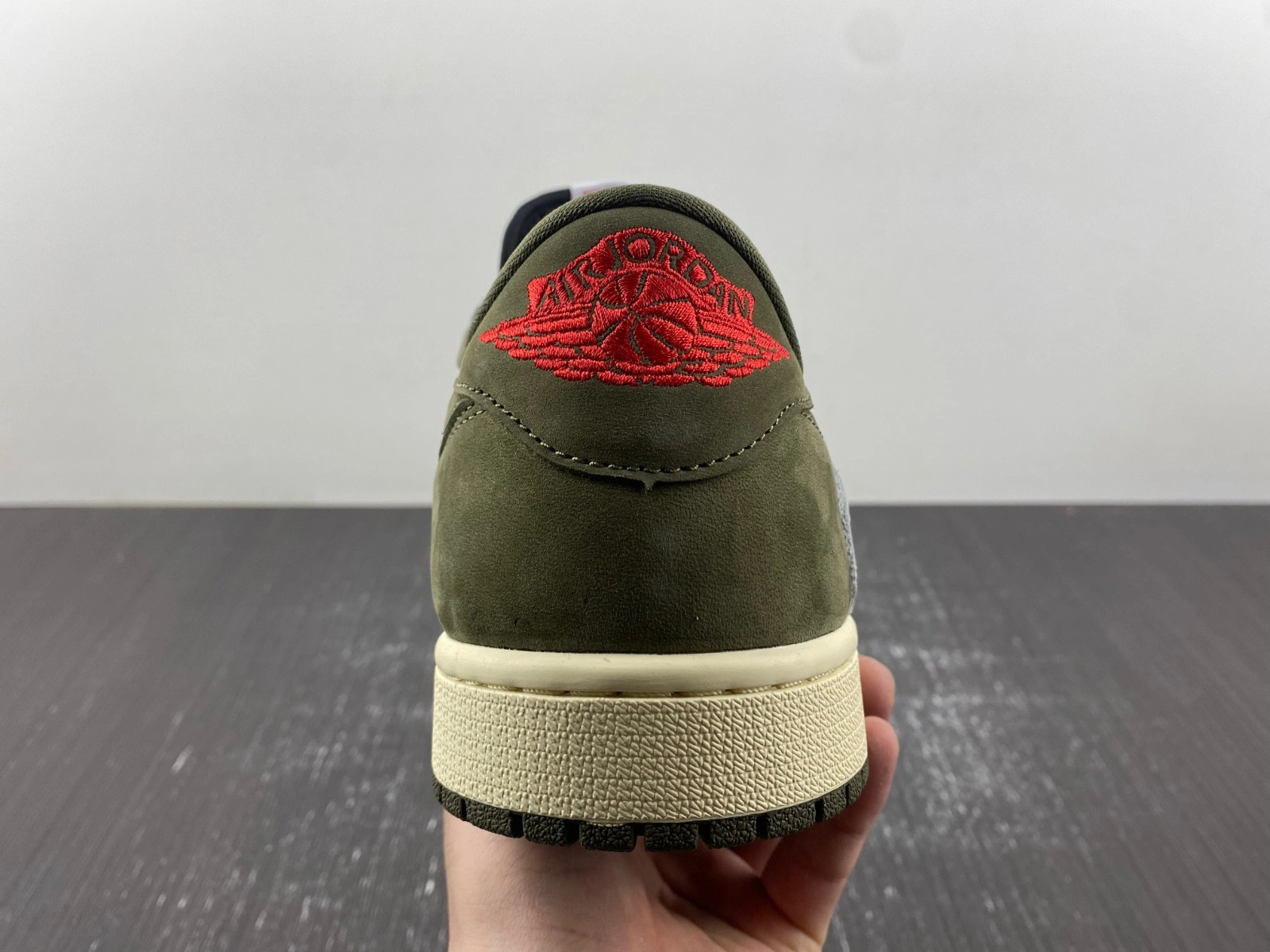 TS x AJ1 Travis Scott x Air Jordan 1 Low OG  DM7866-002