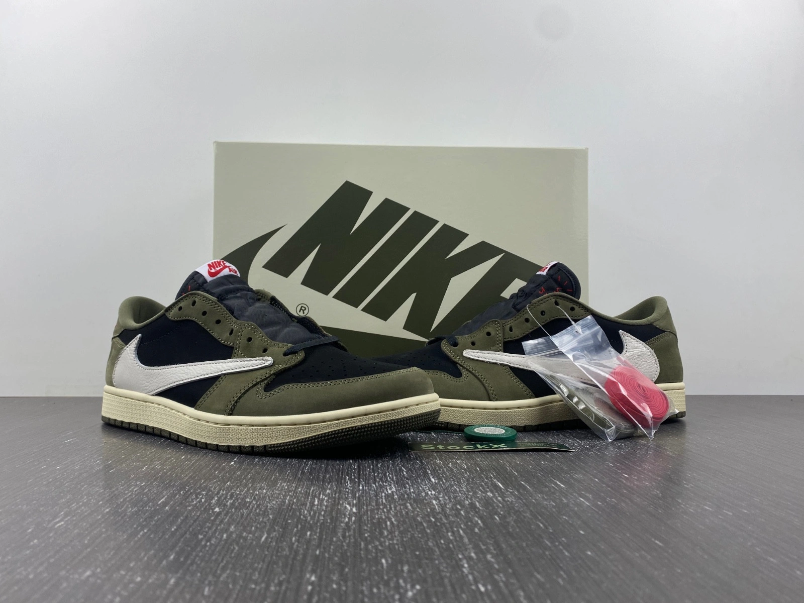 TS x AJ1 Travis Scott x Air Jordan 1 Low OG  DM7866-002