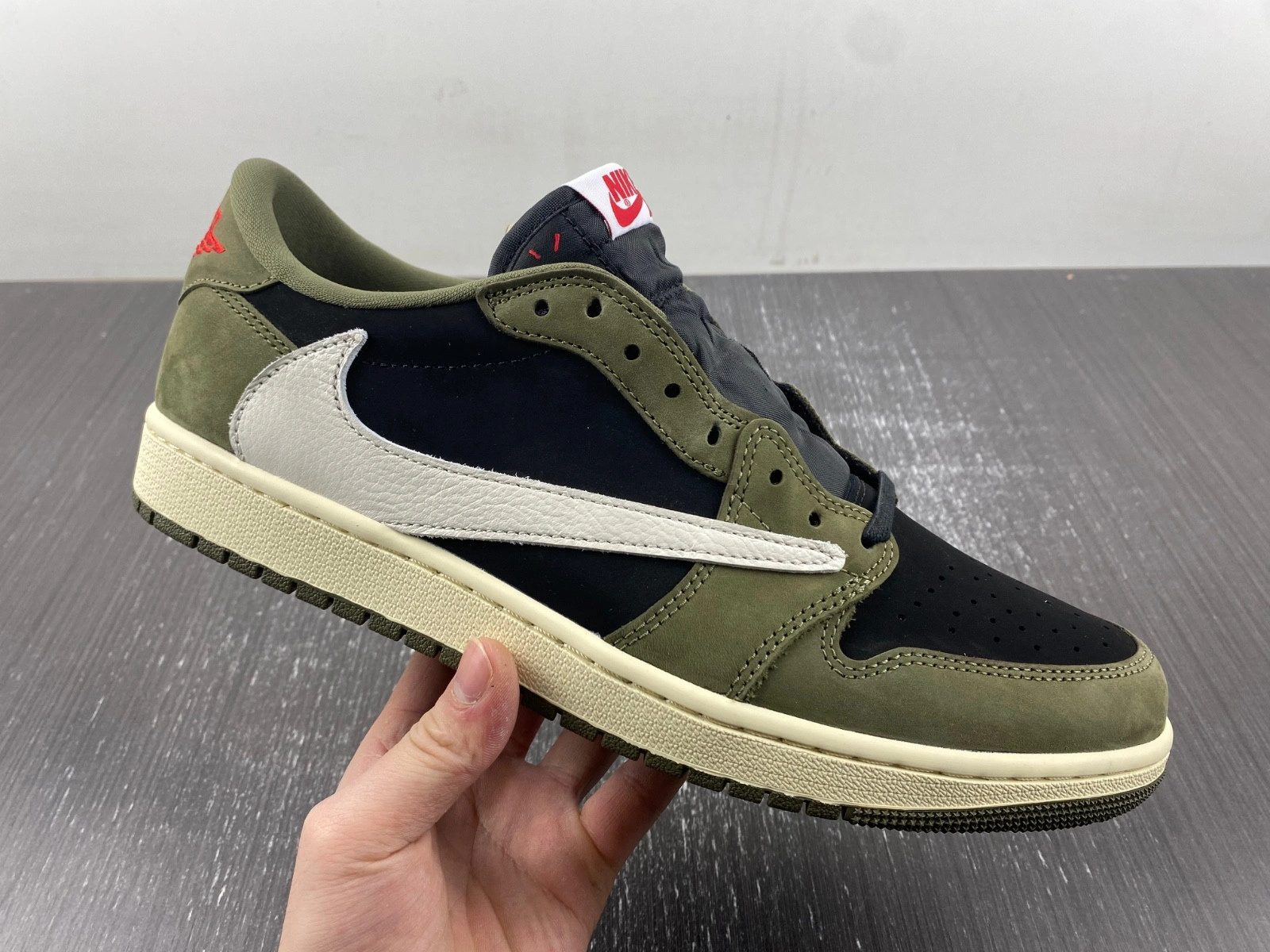 TS x AJ1 Travis Scott x Air Jordan 1 Low OG  DM7866-002