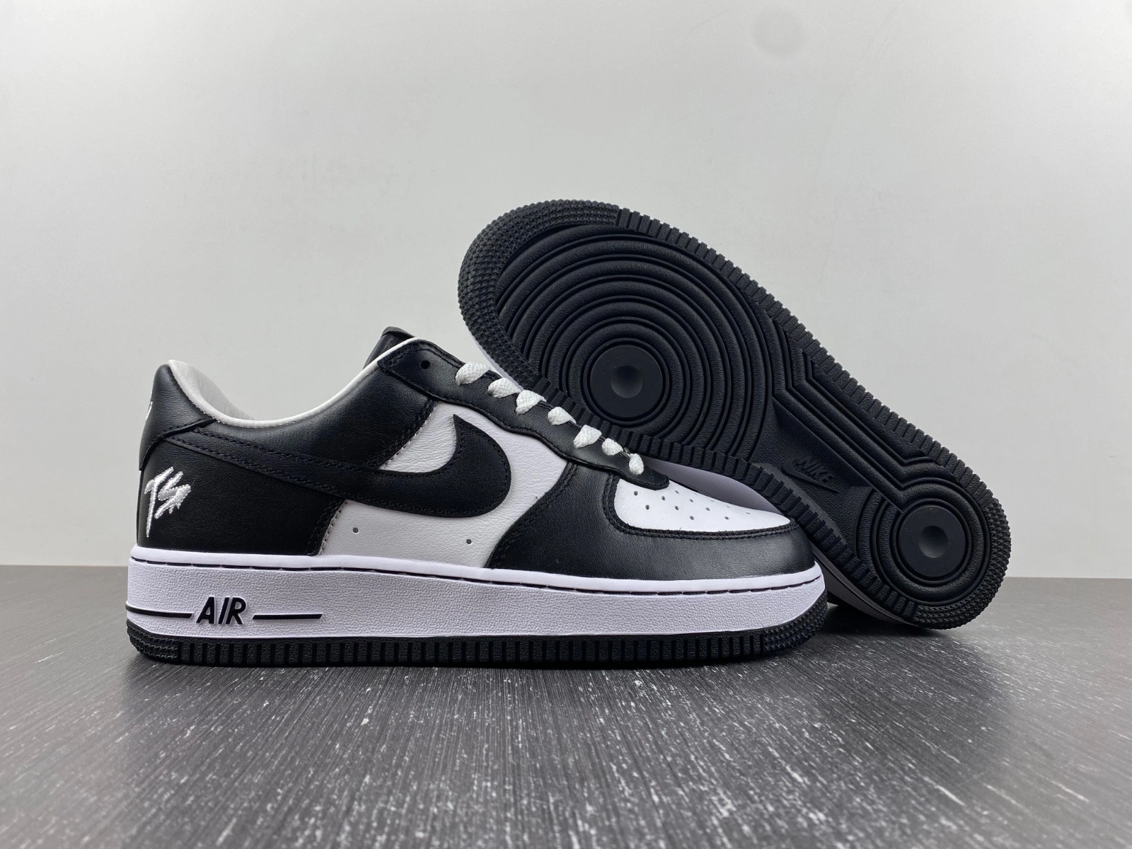 Terror Squad X Air Force 1 Low 'Black White'  FJ5756-100