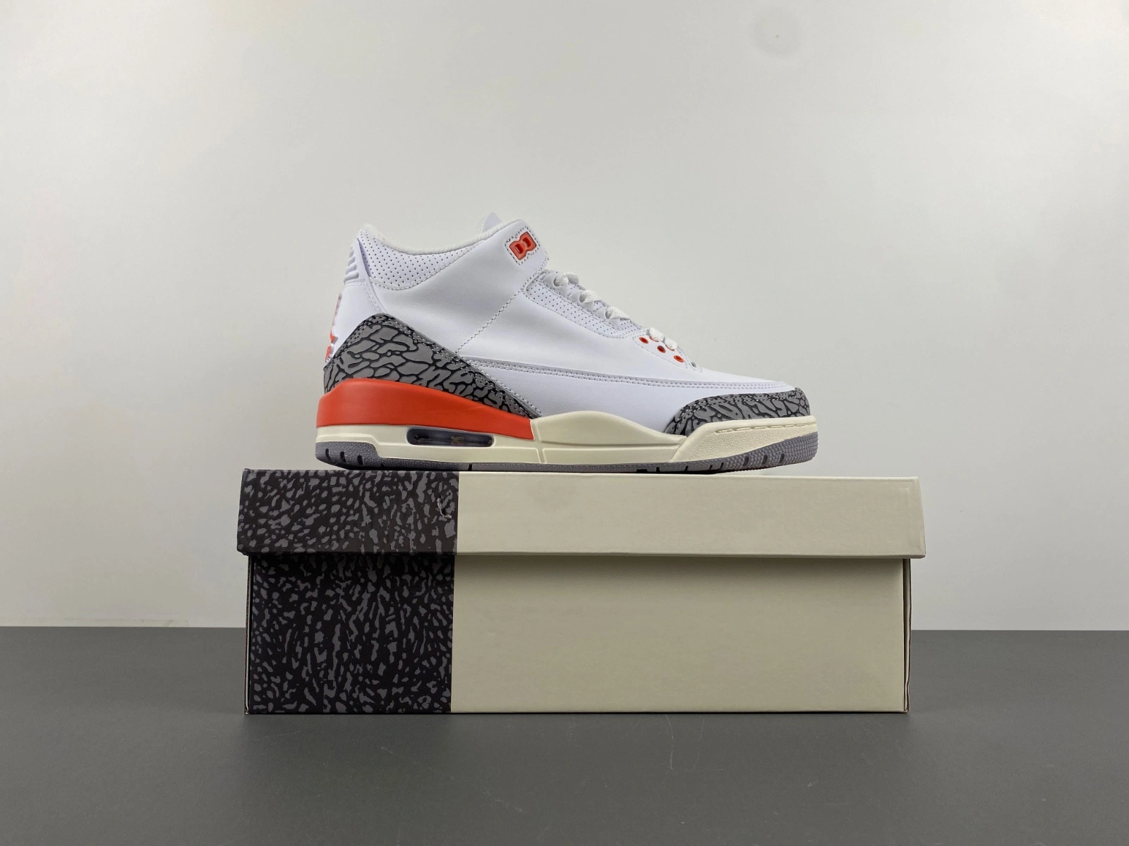 The Air Jordan 3 “Georgia Peach”  CK9246-121