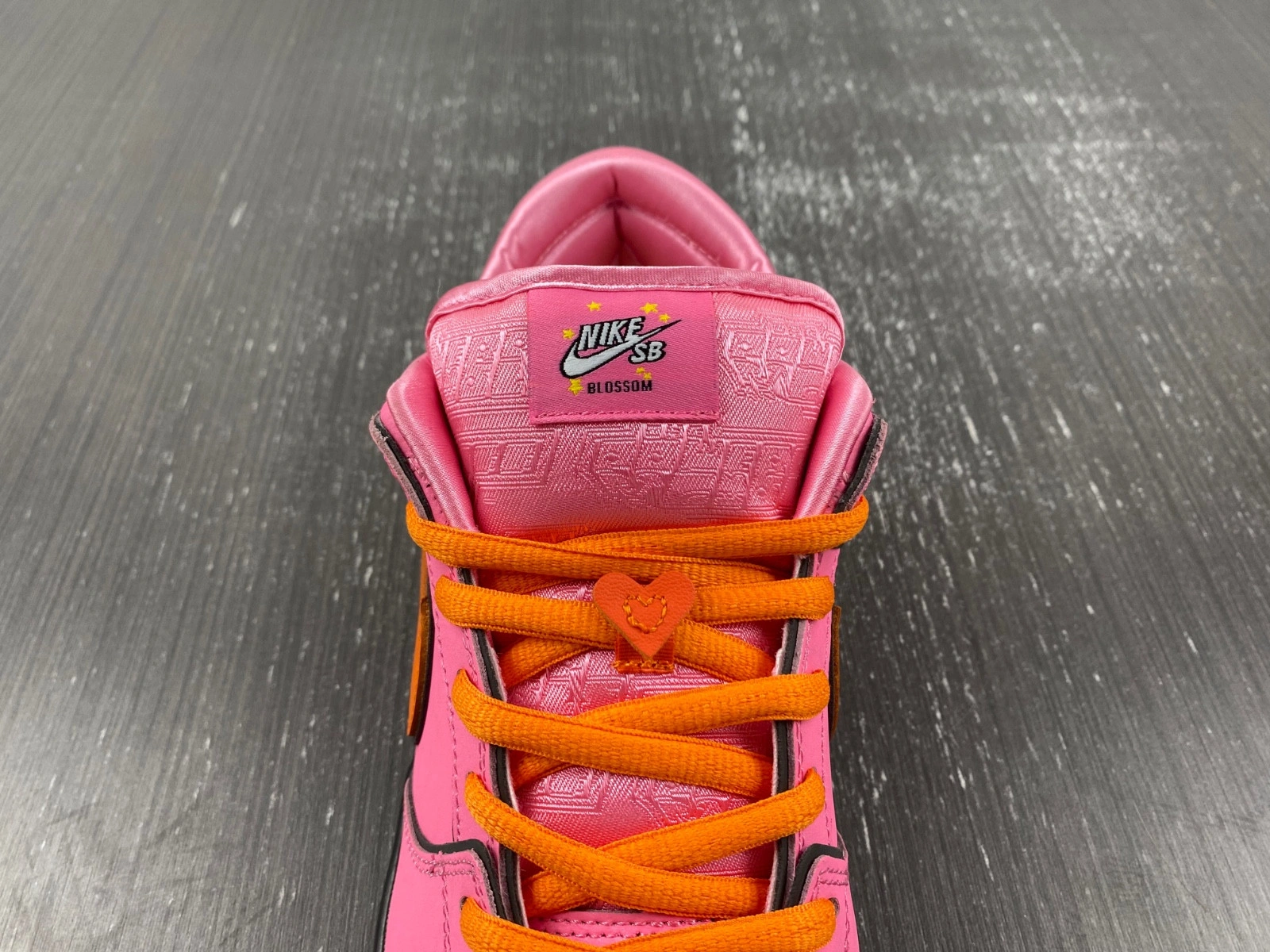The Powerpuff Girls x Nike SB Dunk Low Blossom FD2631-600