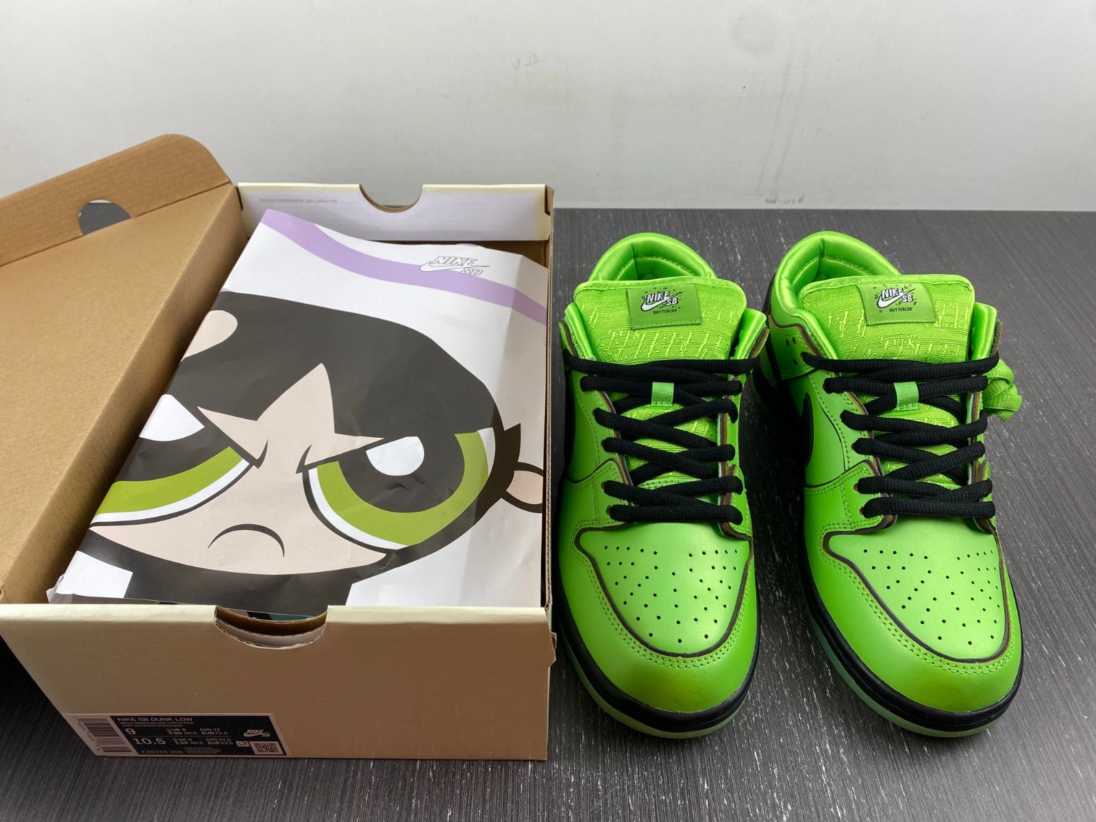 The Powerpuff Girls x Nike SB Dunk Low Buttercup  FZ8319-300