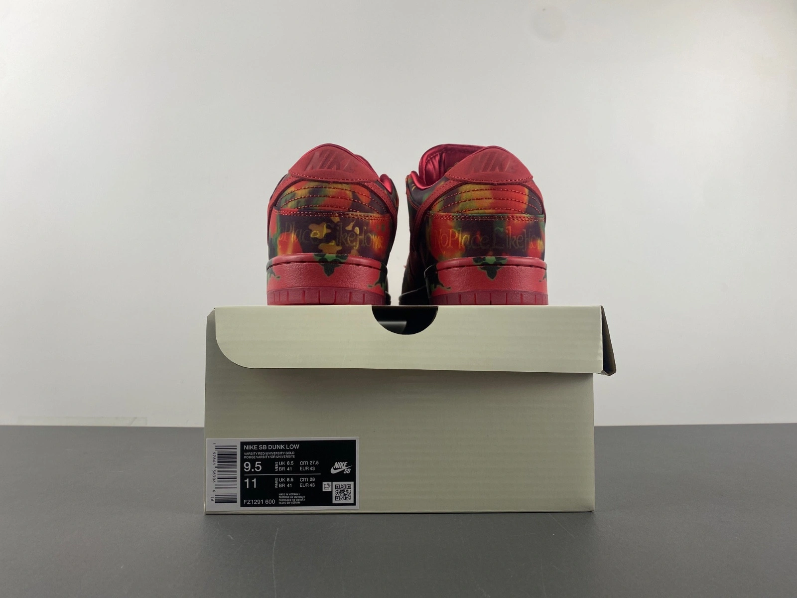 The Wizard of Oz x Nike SB Dunk Low FZ1291-600