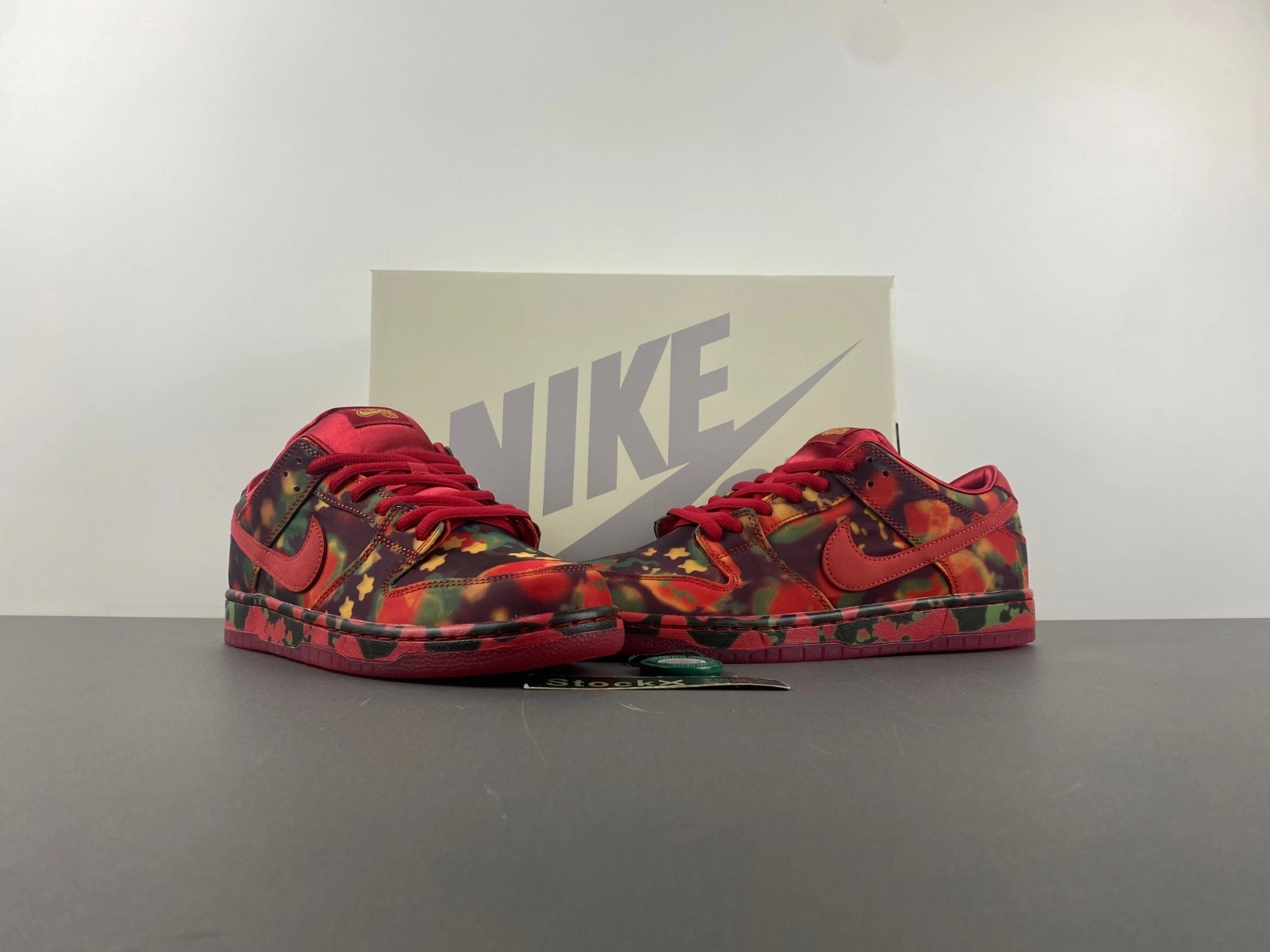 The Wizard of Oz x Nike SB Dunk Low FZ1291-600