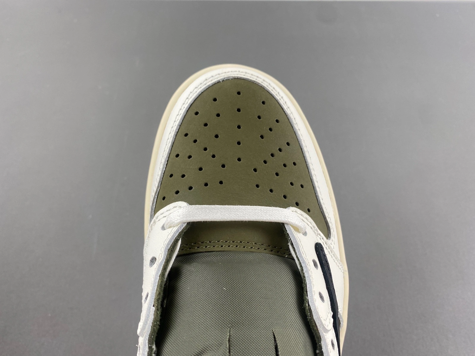 Travis Scott Air Jordan 1 Low OG Olive DM7866-200