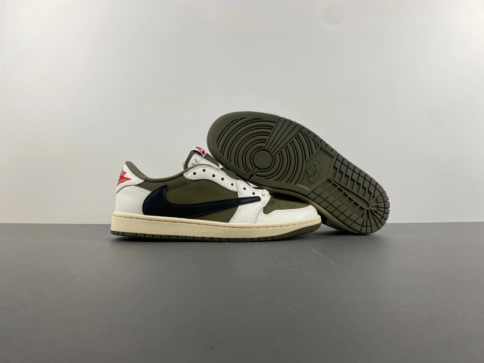 Travis Scott Air Jordan 1 Low OG Olive DM7866-200