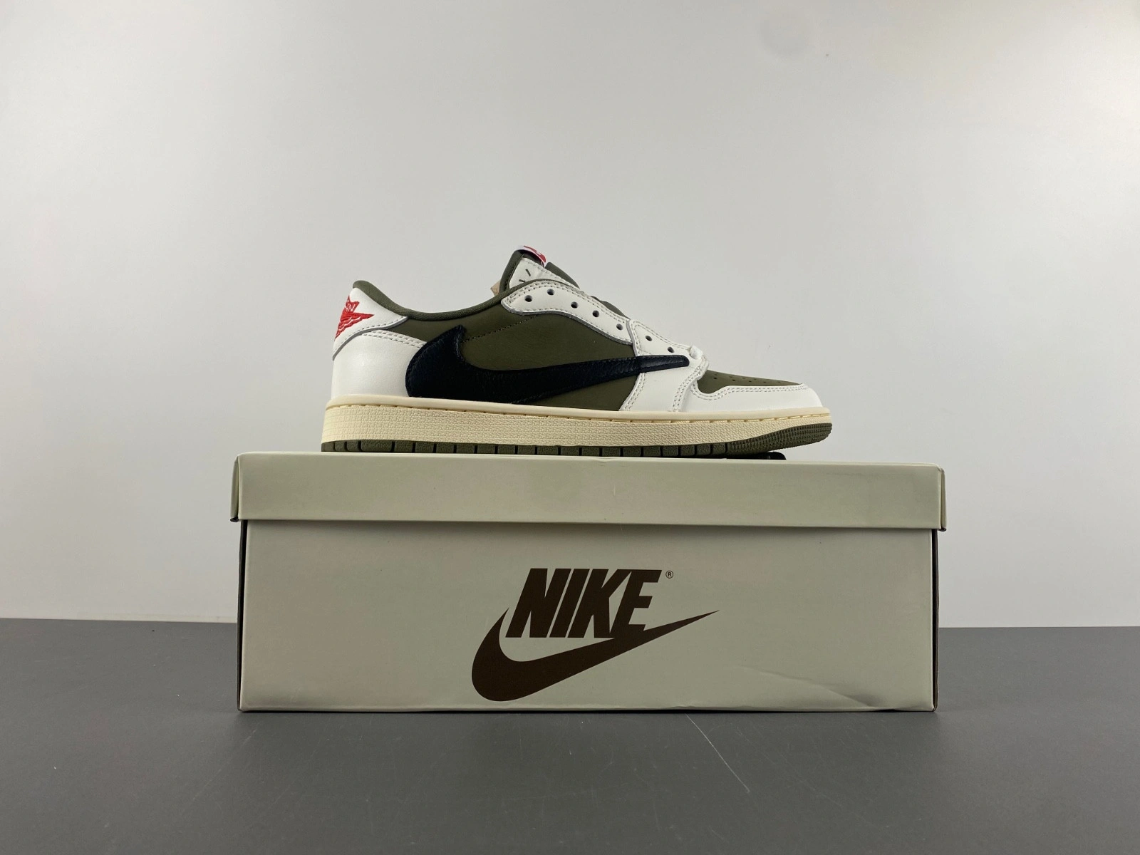 Travis Scott Air Jordan 1 Low OG Olive DM7866-200