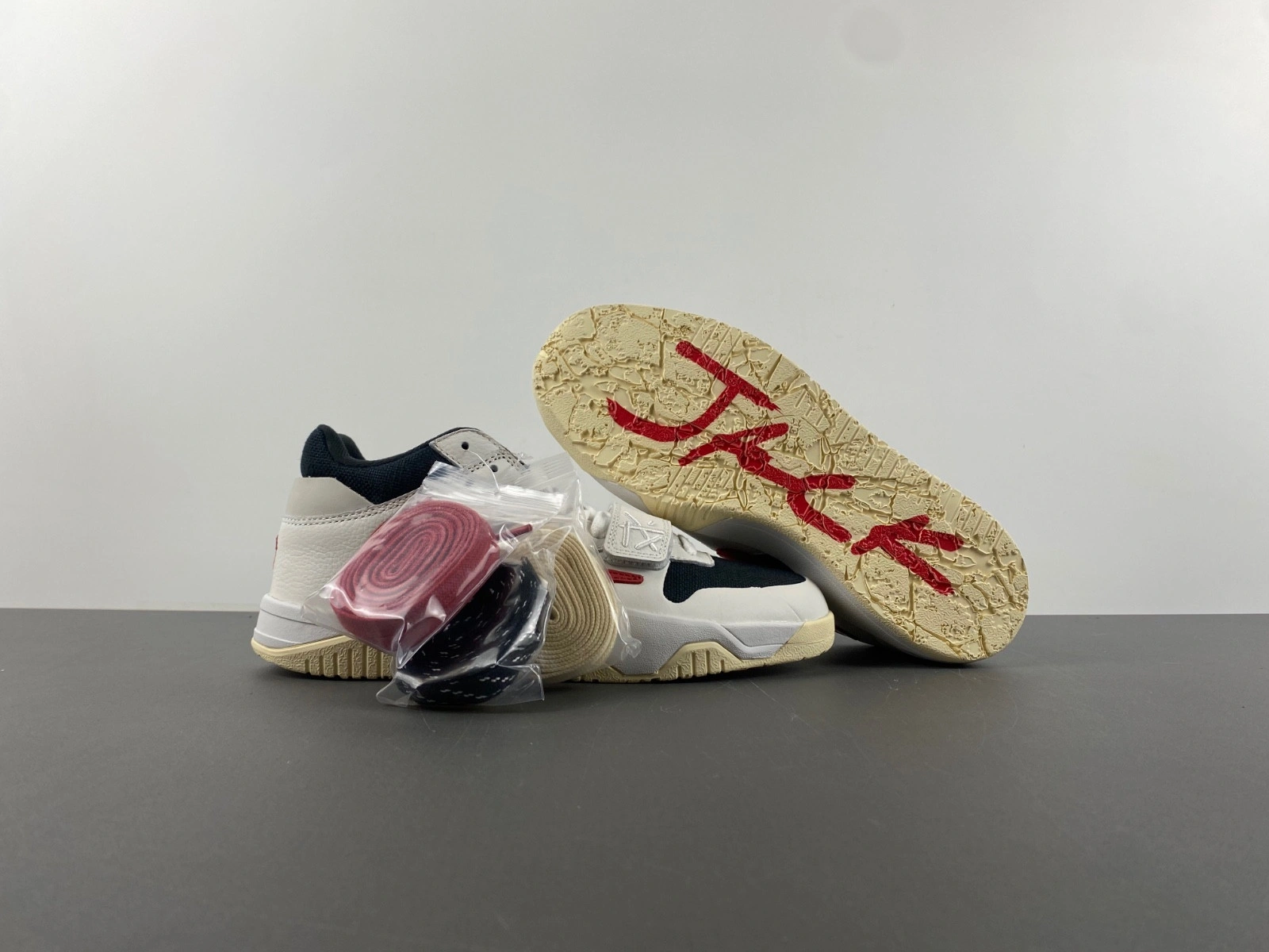 Travis Scott Jordan Jumpman Jack FZ8117-101
