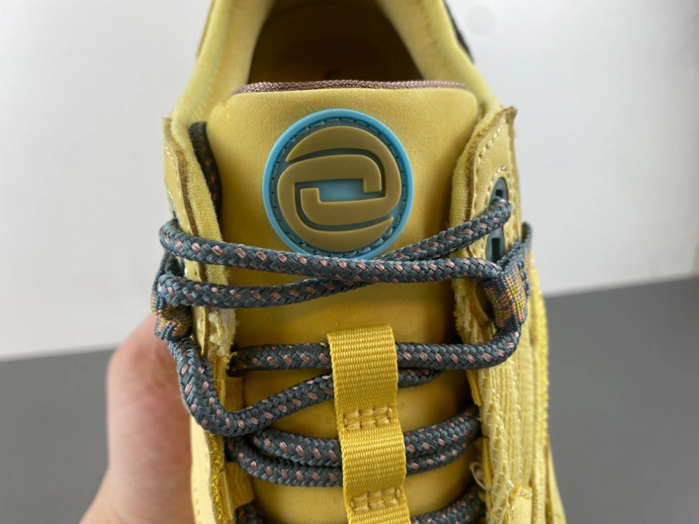 Travis Scott Nike Air Max 1 Wheat DO9392-700