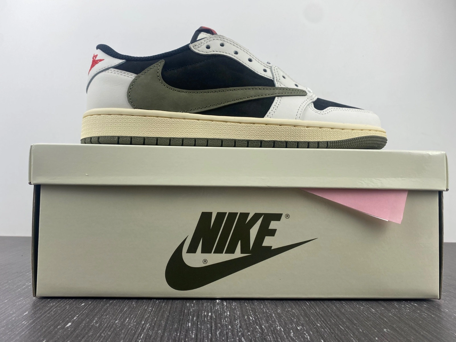 Travis Scott x Air Jordan 1 Low OG Olive DZ4137-106