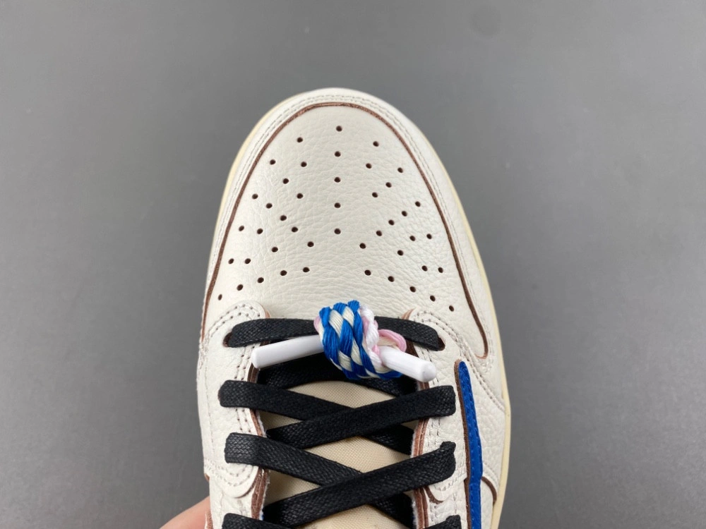 Travis Scott x Fragment x Air Jordan 1 Low OG DM7866-104