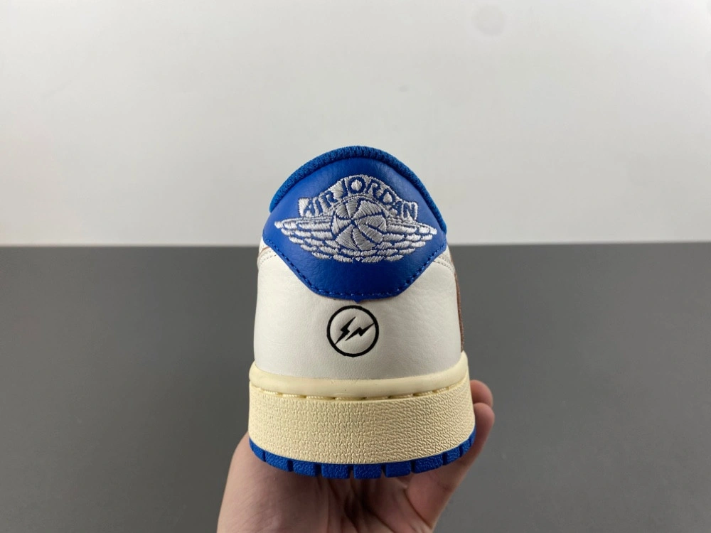 Travis Scott x Fragment x Air Jordan 1 Low OG DM7866-104