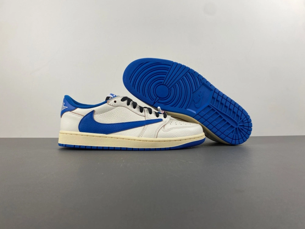Travis Scott x Fragment x Air Jordan 1 Low OG DM7866-104