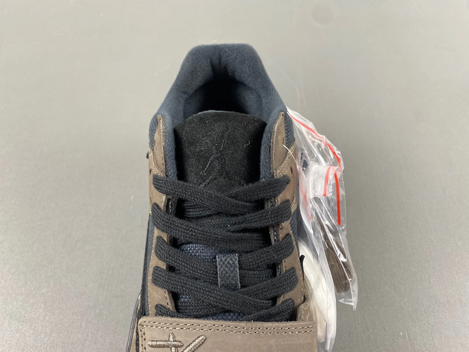 Travis Scott x Jordan Jumpman Jack TR “Dark Mocha”  FZ8117-201