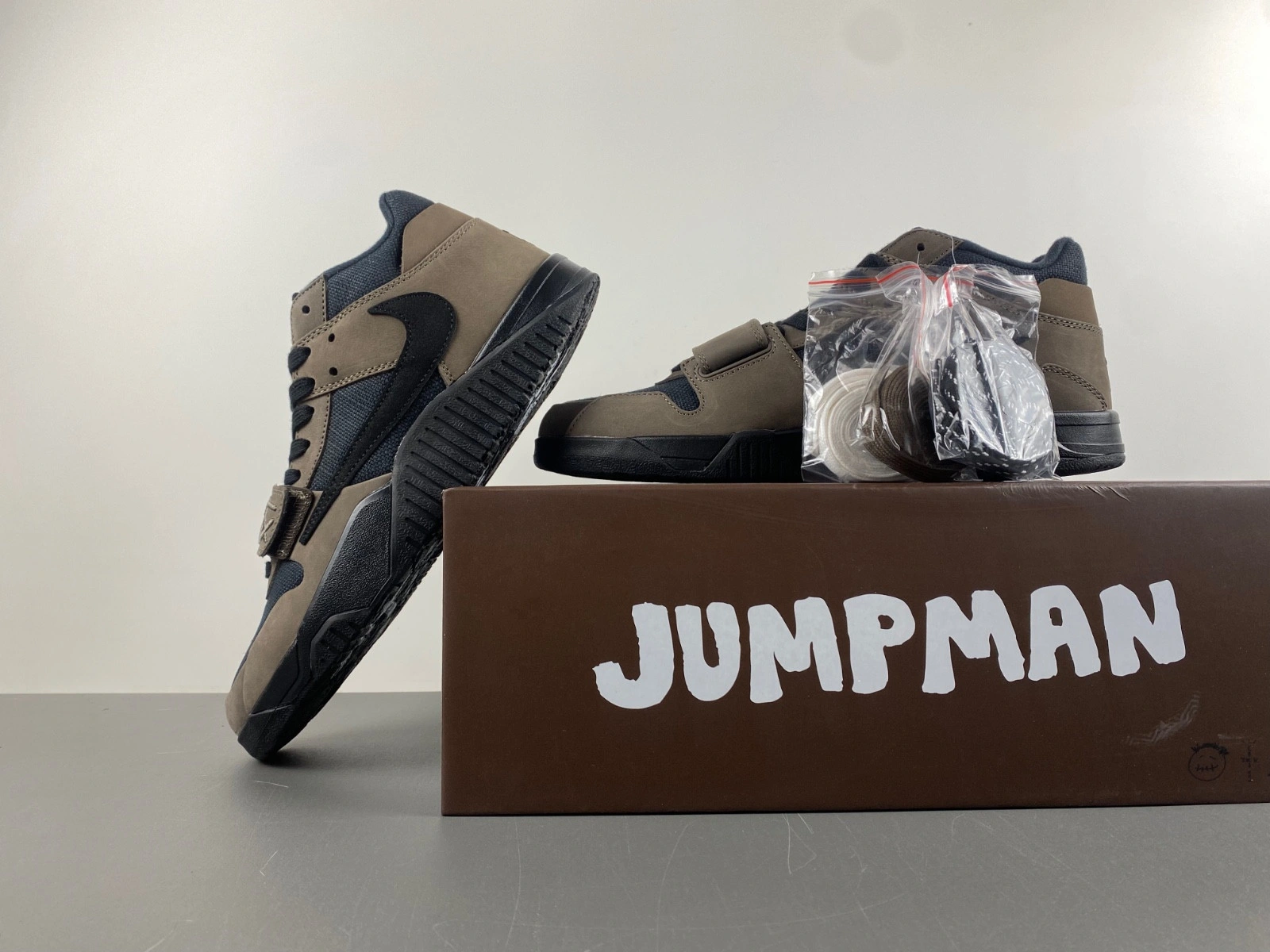 Travis Scott x Jordan Jumpman Jack TR “Dark Mocha”  FZ8117-201