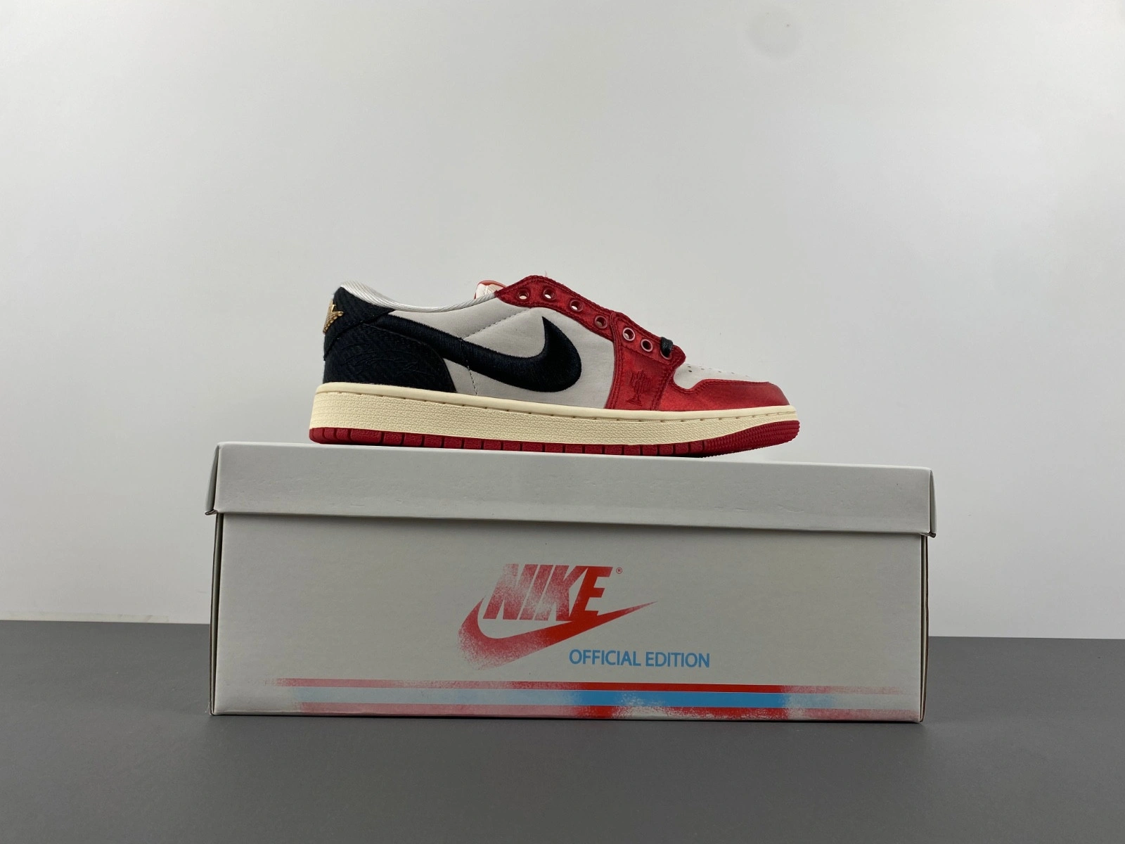 Trophy Room Air Jordan 1 Low OG FN0432-100