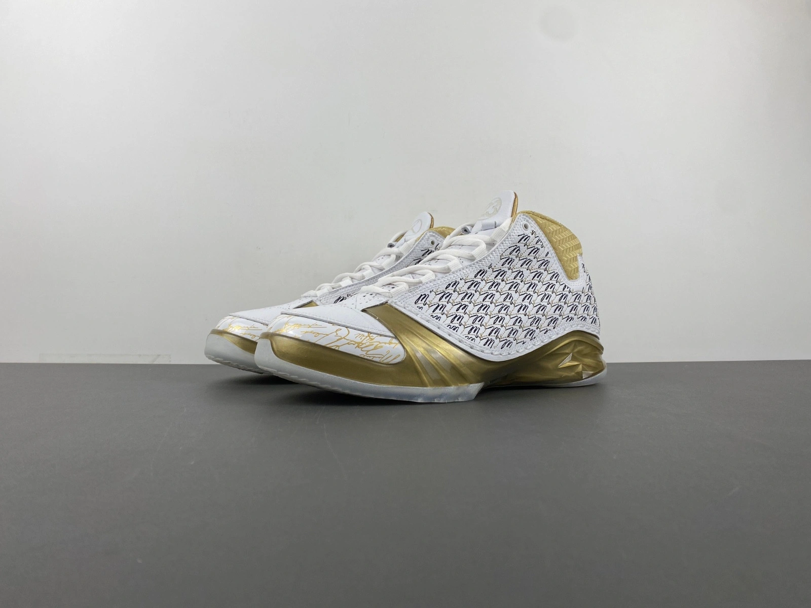 Trophy Room x Air Jordan 23 Retro 'White' 853336-123
