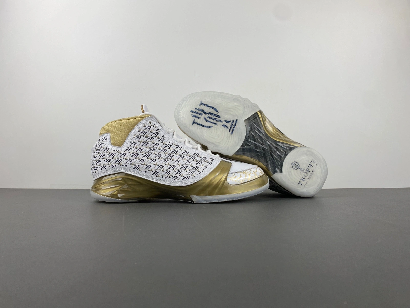 Trophy Room x Air Jordan 23 Retro 'White' 853336-123