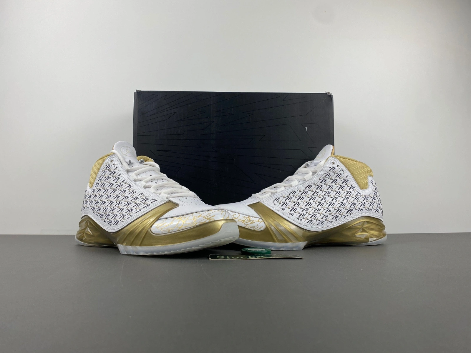 Trophy Room x Air Jordan 23 Retro 'White' 853336-123