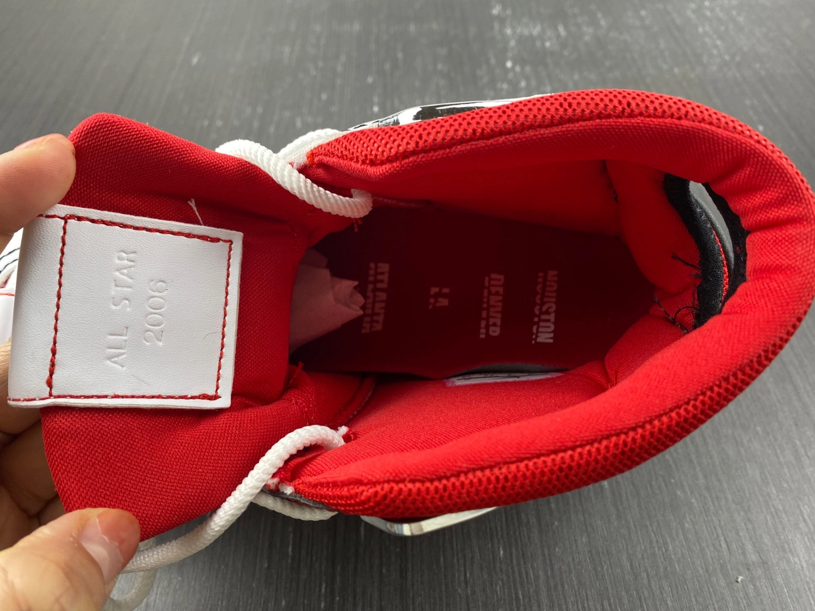 Undefeated x Nike Kobe 1 ZK1 AQ2728-102