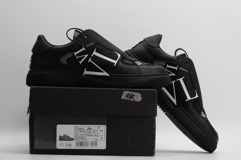VALEN1N0 sneaker