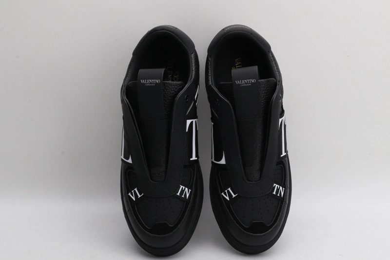 VALEN1N0 sneaker