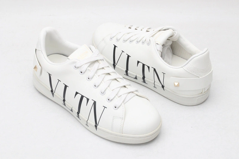 VALEN1N0 sneaker