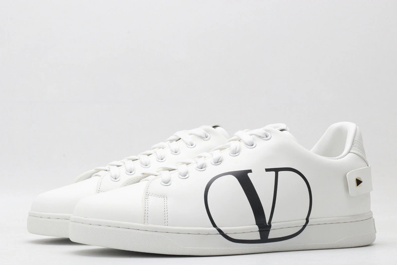 VALEN1N0 sneaker
