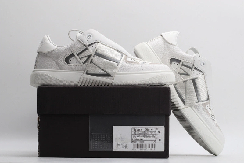 VALEN1N0 sneaker