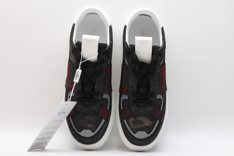 VALEN1N0 sneaker