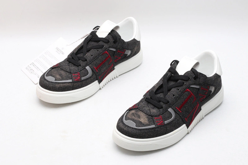 VALEN1N0 sneaker