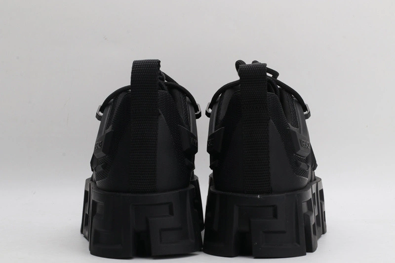 Versace  Sneakers