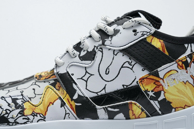 Versace Chain Reaction  Sneakers