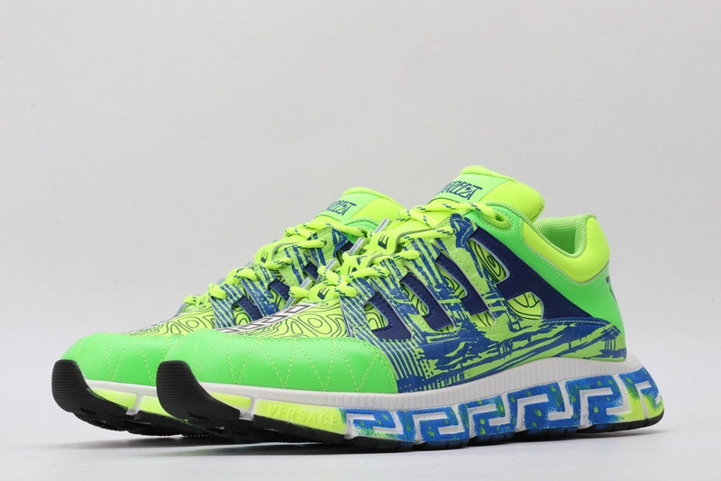 Vesace  Sneakers