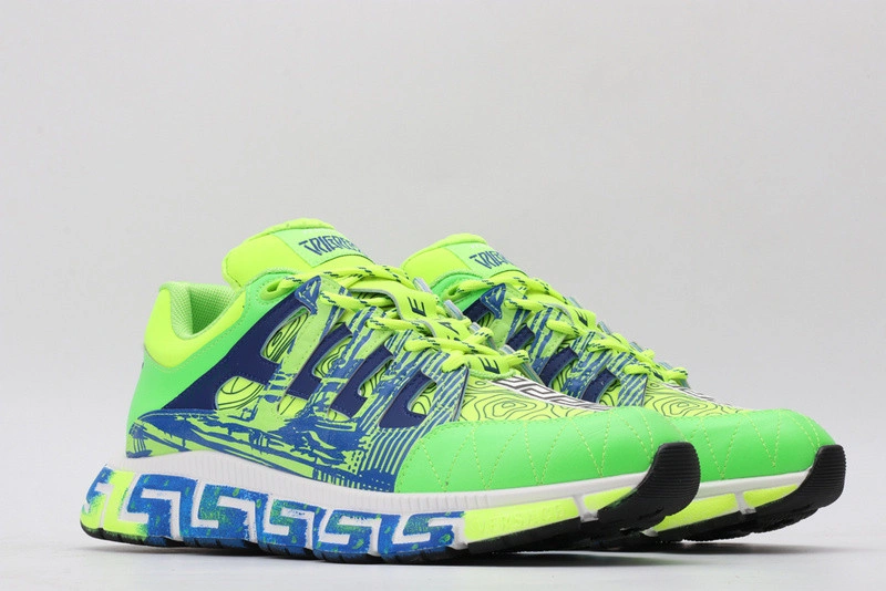 Vesace  Sneakers
